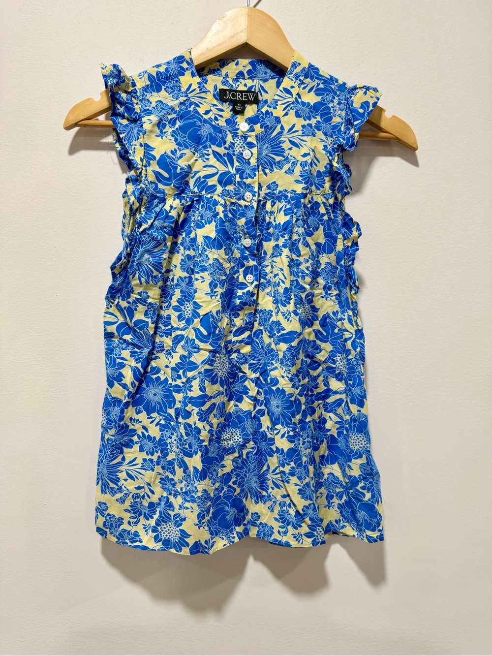 J. Crew NWOT Blue Floral Ruffle Trim Sleeveless Top XS Button Front Feminine